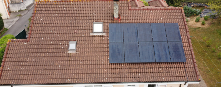 De 114,95 € a 45,25 €: así ha reducido su factura una vivienda en Oviedo con energía solar y almacenamiento Bexie
