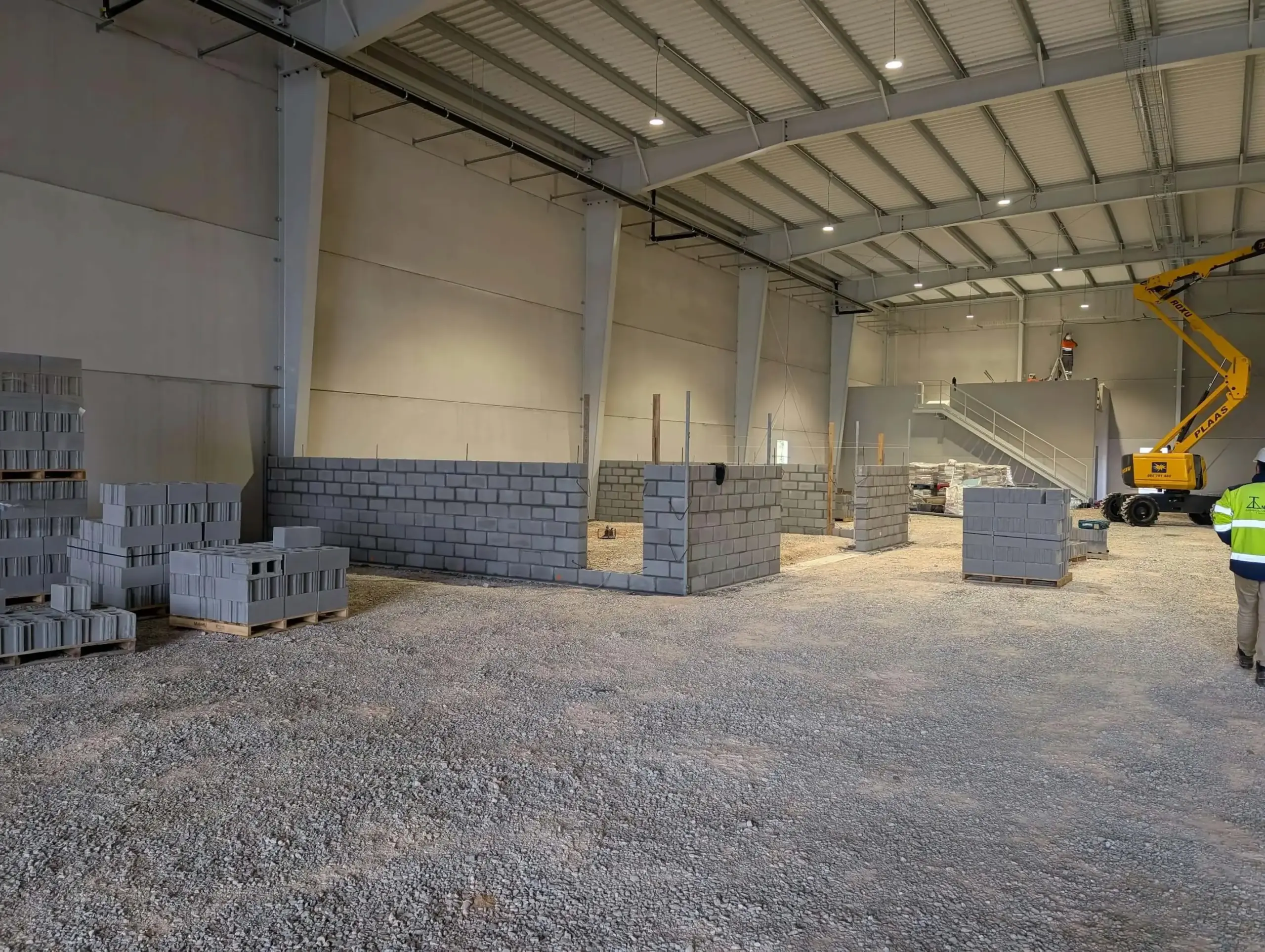 Estructura y cerramiento de la fábrica Bexie Energy
